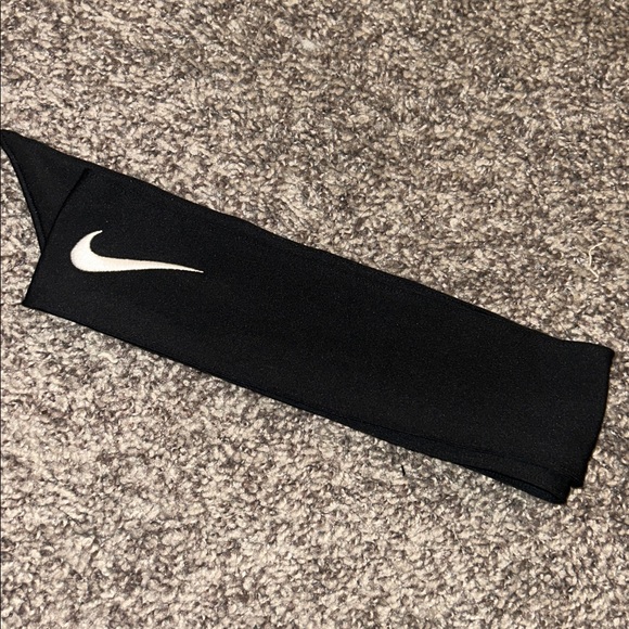 Nike Tie Headband- Black - Picture 4 of 5